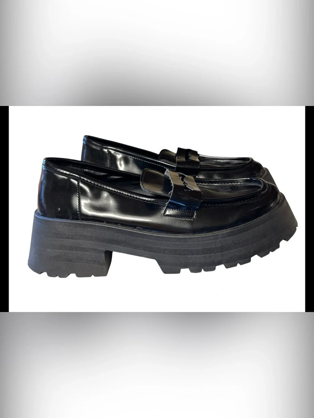 Like new! ASOS Chunky Loafer SZ 10 Black Patent